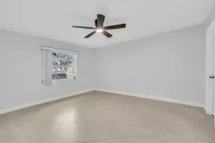 13950 Via Flora Unit, Delray Beach, FL 33484 - Photo 11