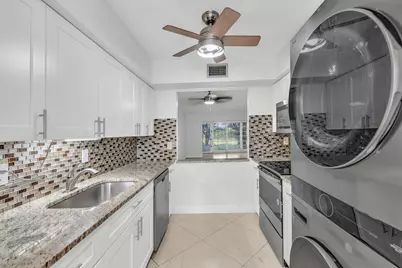 13950 Via Flora #B, Delray Beach, FL 33484 - Photo 5