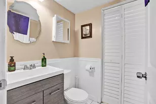 8081 NW 11th St, Margate, FL 33063 - Photo 13