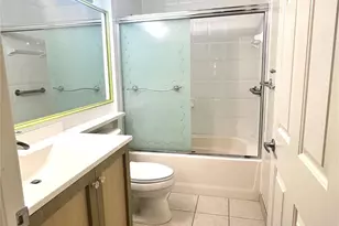 8060 N Nob Hill Rd, Tamarac, FL 33321 - Photo 11