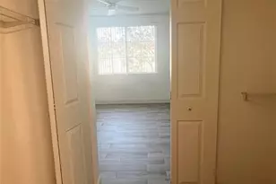 8060 N Nob Hill Rd, Tamarac, FL 33321 - Photo 13