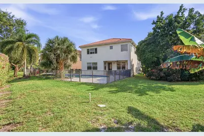 1085 Center Stone Lane, Riviera Beach, FL 33404 - Photo 37