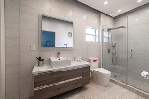 2519 Barcelona Dr, Fort Lauderdale, FL 33301 - Photo 33