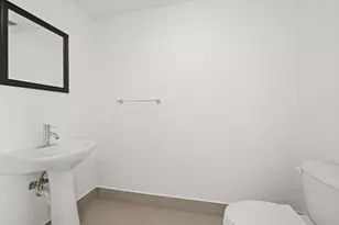 92 SW 3rd St, Miami, FL 33130 - Photo 21