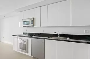 92 SW 3rd St, Miami, FL 33130 - Photo 13