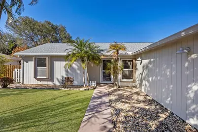 1533 SE Minorca Avenue, Port Saint Lucie, FL 34952 - Photo 3