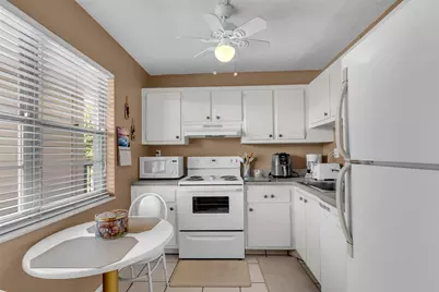 2600 NW 49th Avenue #309, Lauderdale Lakes, FL 33313 - Photo 11