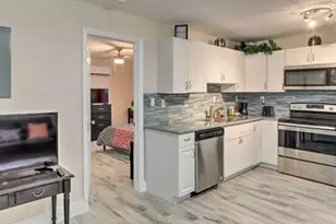 49 E 27th St, West Palm Beach, FL 33404 - Photo 9