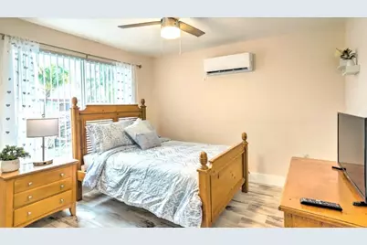 49 E 27th Street, Riviera Beach, FL 33404 - Photo 17