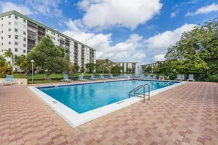 2307 S Cypress Bend Dr, Pompano Beach, FL 33069 - Photo 39