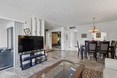 2307 S Cypress Bend Drive #106, Pompano Beach, FL 33069 - Photo 9