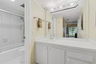 2307 S Cypress Bend Dr, Pompano Beach, FL 33069 - Photo 23