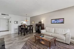 2307 S Cypress Bend Dr, Pompano Beach, FL 33069 - Photo 7