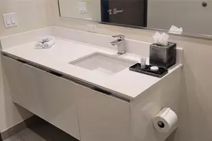 777 N Ocean Dr, Hollywood, FL 33019 - Photo 13