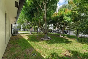 5570 NE 26th Ave, Fort Lauderdale, FL 33308 - Photo 41