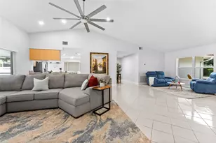 9671 NW 51st St, Coral Springs, FL 33076 - Photo 7