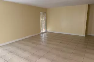 7013 NW 63rd Ct, Tamarac, FL 33321 - Photo 7