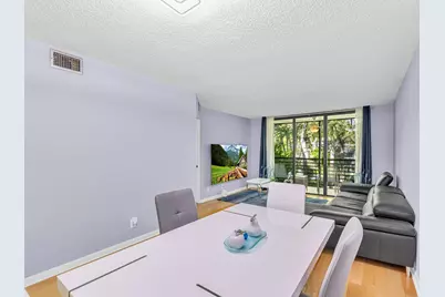 7579 NW 79th Avenue #204, Tamarac, FL 33321 - Photo 15