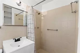 2325 NE 9th St, Pompano Beach, FL 33062 - Photo 19