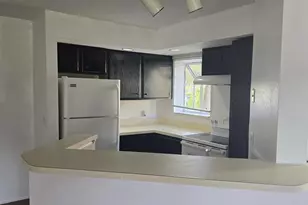 3310 Pinewalk Dr N Unit, Margate, FL 33063 - Photo 7