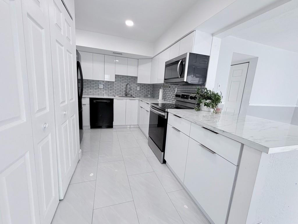 1788 SW 81st Way #1788 - 1788 SW 81st Way #1788, Davie, FL 33324 Luxury Property | Jose Angel Pina