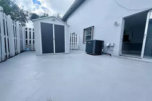 1788 SW 81st Way, Davie, FL 33324 - Photo 17