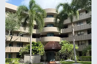 900 Colony Point Circle #407, Pembroke Pines, FL 33026 - Photo 1