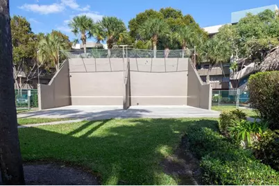 900 Colony Point Circle #407, Pembroke Pines, FL 33026 - Photo 51