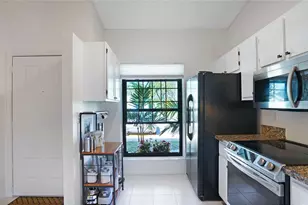 2780 S Oakland Forest Dr, Oakland Park, FL 33309 - Photo 3