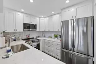 2611 N Riverside Dr, Pompano Beach, FL 33062 - Photo 41