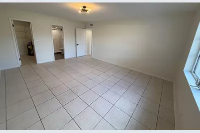 1950 N Andrews Avenue #216D, Wilton Manors, FL 33311 - Photo 9