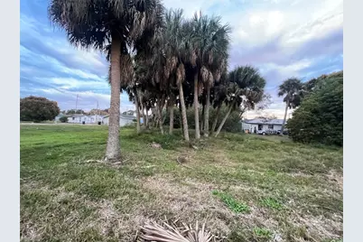 605 N 8th Street, Fort Pierce, FL 34950 - Photo 3