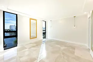 4800 Bayview Dr, Fort Lauderdale, FL 33308 - Photo 9