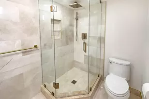 4800 Bayview Dr, Fort Lauderdale, FL 33308 - Photo 13