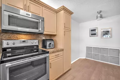 10738 W Clairmont Circle #206, Fort Lauderdale, FL 33321 - Photo 11
