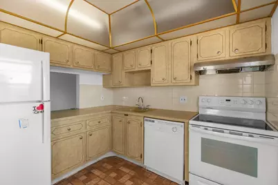 1010 Country Club Drive #306, Margate, FL 33063 - Photo 13