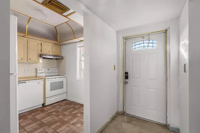 1010 Country Club Drive #306, Margate, FL 33063 - Photo 11