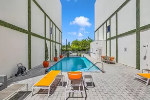 1025 NE 18th Ave, Fort Lauderdale, FL 33304 - Photo 11