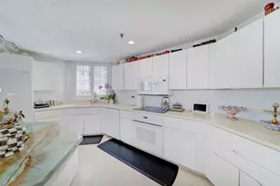 1073 Hillsboro Mile, Hillsboro Beach, FL 33062 - Photo 15