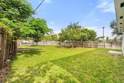 141 NW 12th Street, Fort Lauderdale, FL 33060 - Photo 19