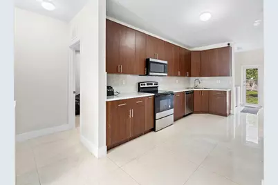 141 NW 12th Street, Fort Lauderdale, FL 33060 - Photo 5