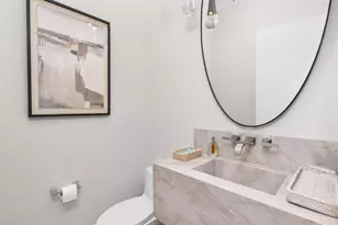 100 Royal Palm Dr, Fort Lauderdale, FL 33301 - Photo 35