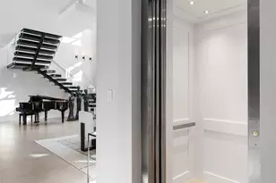 100 Royal Palm Dr, Fort Lauderdale, FL 33301 - Photo 37