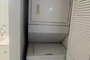 1050 Crystal Way, Delray Beach, FL 33444 - Photo 11