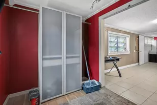 641 NE 140th St, North Miami, FL 33161 - Photo 41