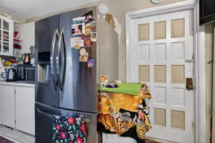 641 NE 140th St, North Miami, FL 33161 - Photo 33