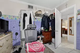 641 NE 140th St, North Miami, FL 33161 - Photo 17
