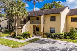 3211 Carambola Cir S, Coconut Creek, FL 33066 - Photo 25