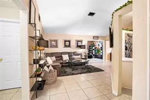 20239 NW 33rd Ct, Miami Gardens, FL 33056 - Photo 7