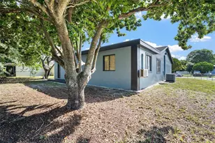 20239 NW 33rd Ct, Miami Gardens, FL 33056 - Photo 25